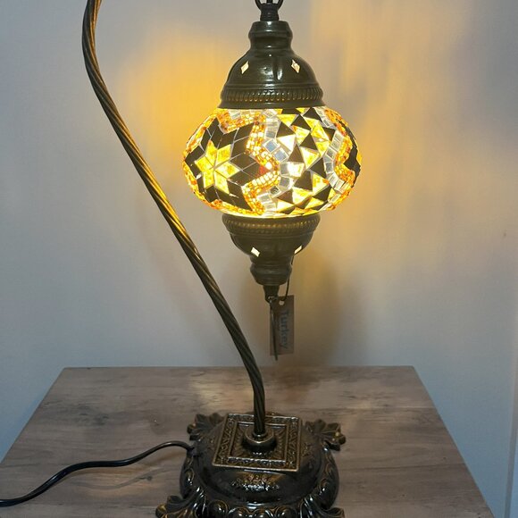 Mosaic Table Lamp White  Bedside Lampshade Light - Picture 2 of 14